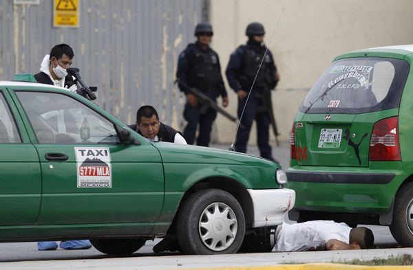 Drive-by shooting kills 5 in Mexico city