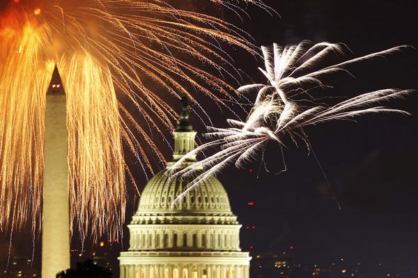 Fireworks mark Independence Day in US