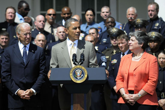 Obama honors top US police officers