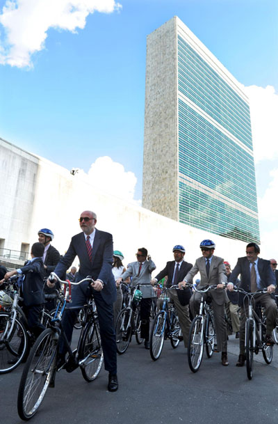 UN bike ride promotes sustainable development