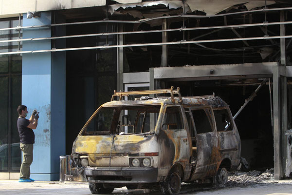 Gunmen attack Microsoft HQ in Athens