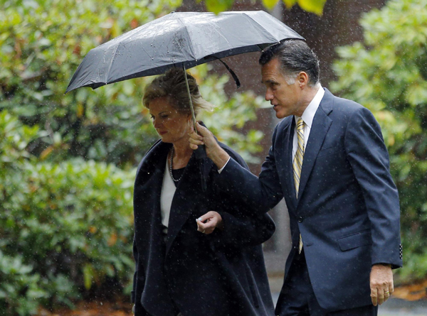 Obama, Romney focus on 2nd debate preparations