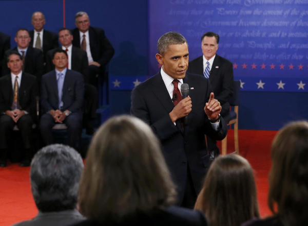 Obama, Romney spar over economic issues in 2nd debate