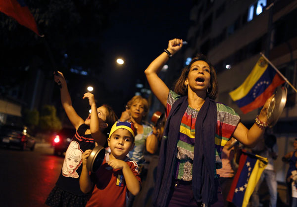Venezuelan court rules out manual votes counting