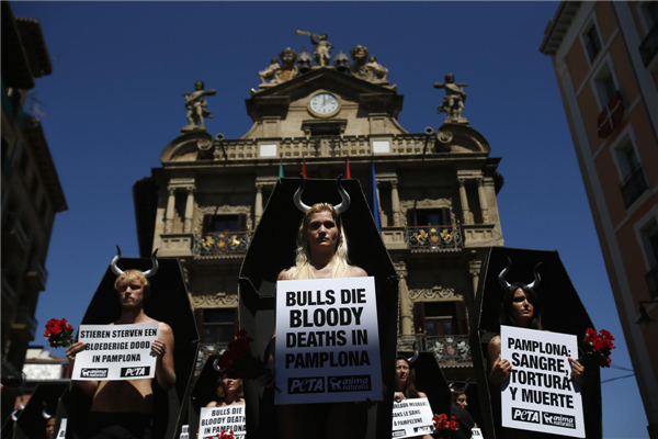 Activists fight against bullfighting in Spain