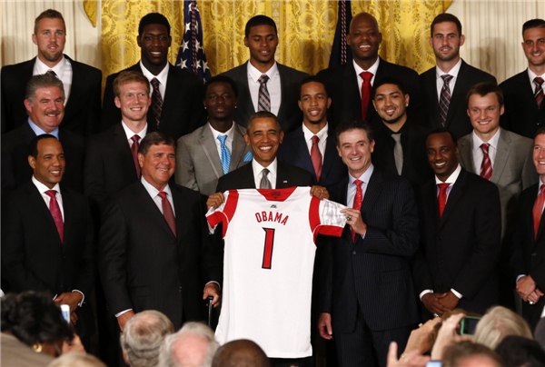 Obama lauds Louisville in White House visit