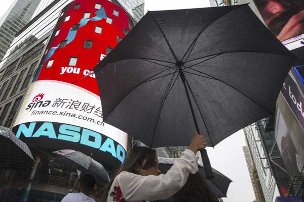 Nasdaq resumes stock trading after outage