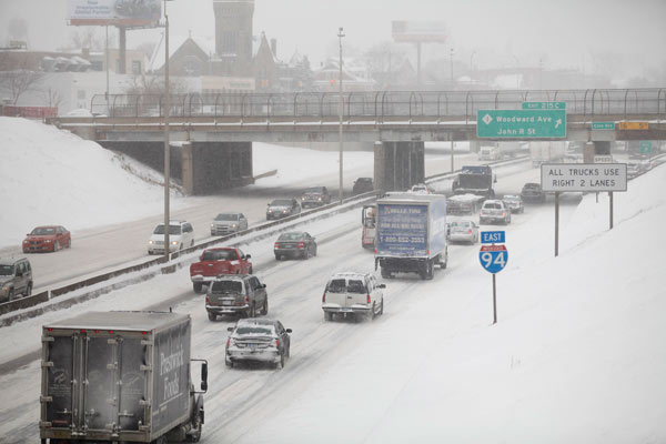 Powerful storm brings Arctic cold, snow to US Northeast