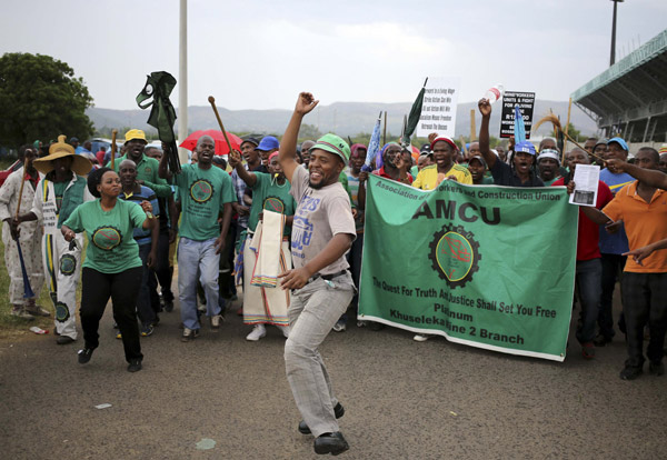 Platinum producers to be hit by S. African strike