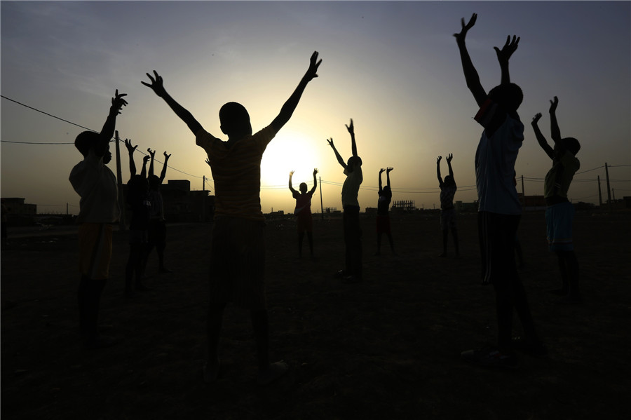 S Sudanese children benefit from soccer program