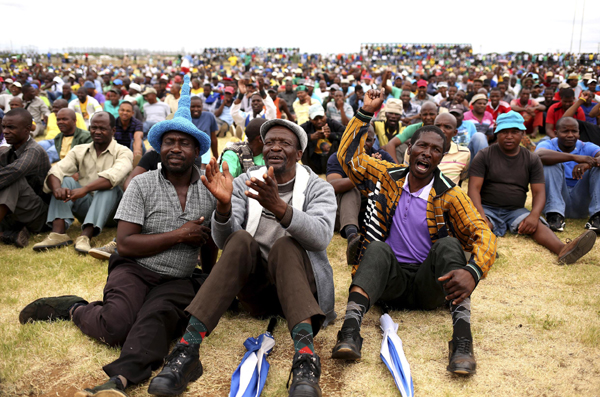 Mine strike hits S. African economy