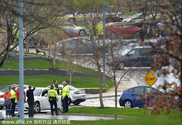 3 dead in shootings at Kansas Jewish sites