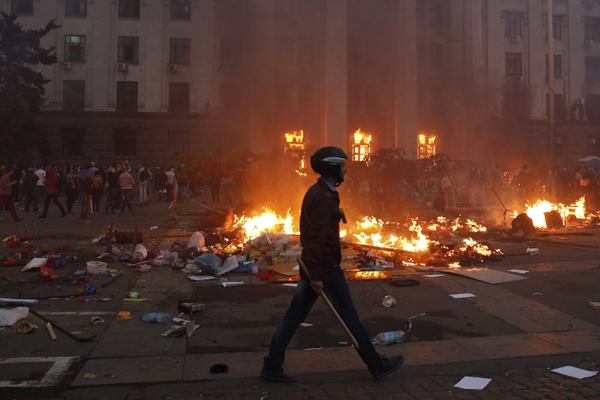 Clashes at Ukraine's Odessa kill at least 43