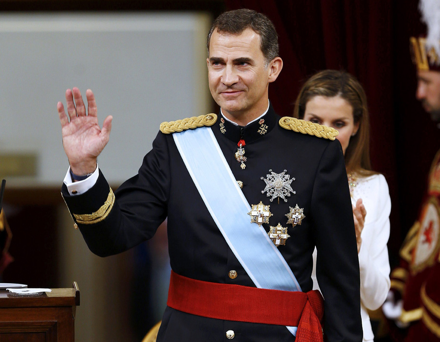 felipe vi proclaimed king of spain