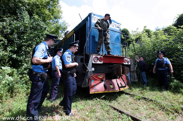 Remains of MH17 victims reach Ukrainian city