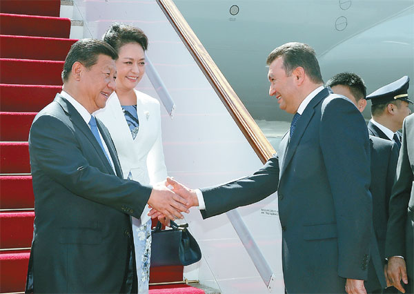 Xi calls for economic corridor with Russia and Mongolia