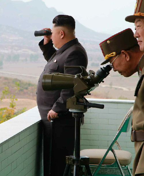 Kim Jong Un oversees army drill