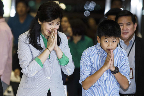 Yingluck mulls over returning to politics