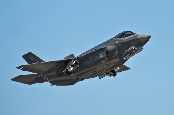 S.Korea won't conduct F-35 fighter maintenance in Japan