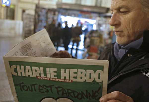 Charlie Hebdo sells out before dawn