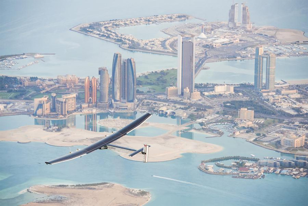 Solar plane to take off Monday for world journey