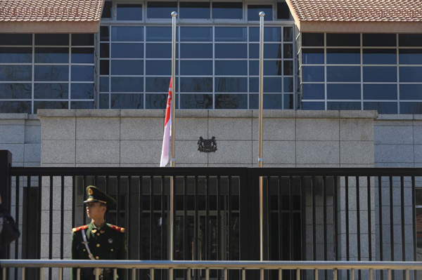 Singapore Embassy in Beijing mourns Lee Kuan Yew