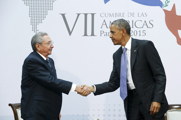 Obama, Castro hold historic meeting, vow to turn the page