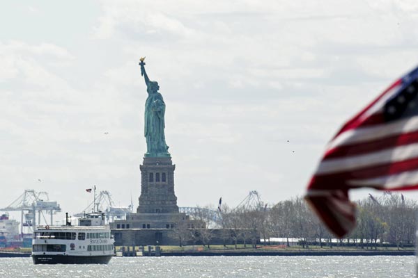 All-clear sounded at Statue of Liberty after bomb scare