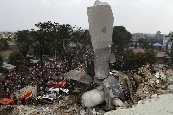 More than 100 feared dead in Indonesian military plane crash