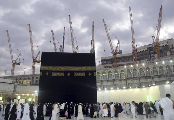 Three Chinese among the injured in Mecca crane collapse