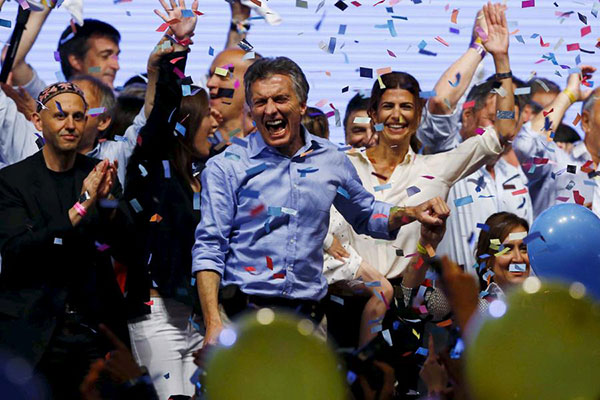 Opposition candidate Macri wins Argentina's presidential election