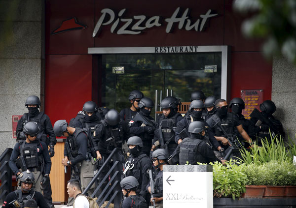 Jakarta police headquarters in first-security alert