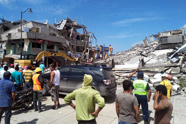Earthquake in Ecuador kills 235, injures 1,557