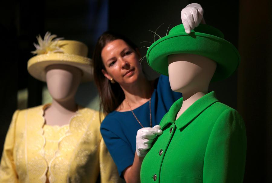 Fashion of Queen Elizabeth on exhibition in London