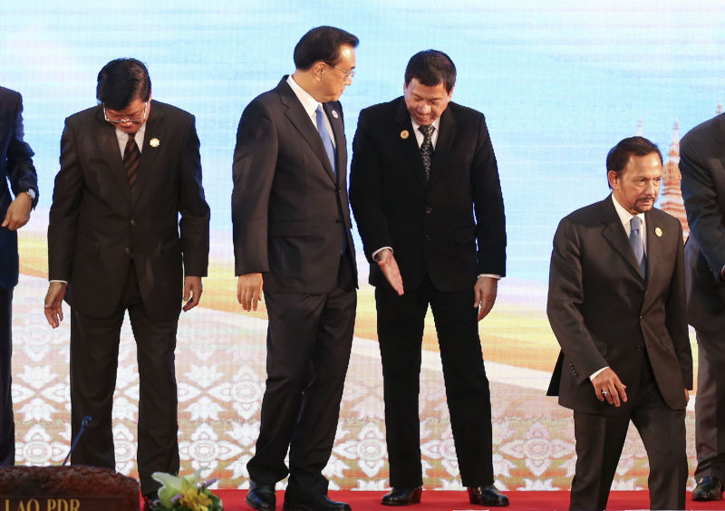 Unforgettable moments of Premier Li at ASEAN Plus Three meeting