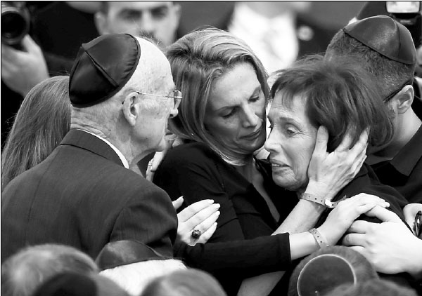 World bids farewell to peace champion Peres
