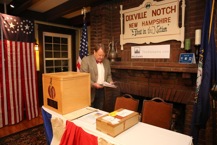 Midnight vote in tiny New Hampshire town kicks off US presidential elections
