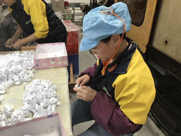 Chinese factory pulls out the stops for a UK autistic boy