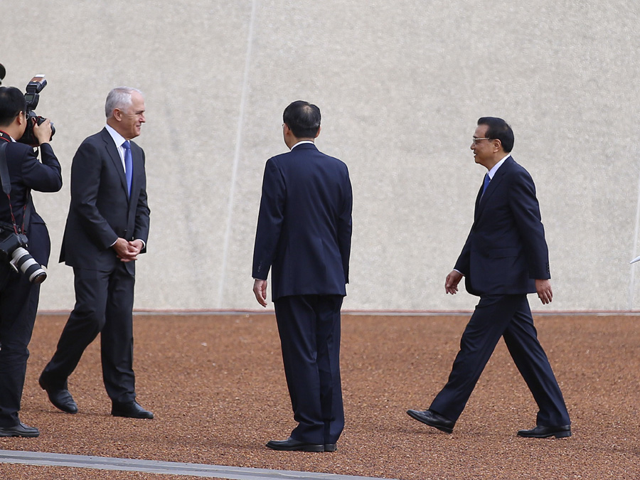 Premier Li attends welcoming ceremony in Canberra