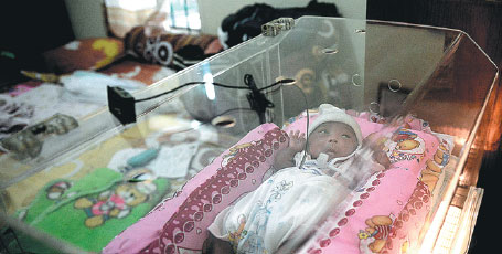 Free home incubators save lives of babies