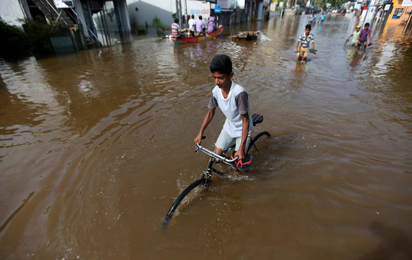 Death toll in flood-hit Sri Lanka hits 202, hospitals to be evacuated