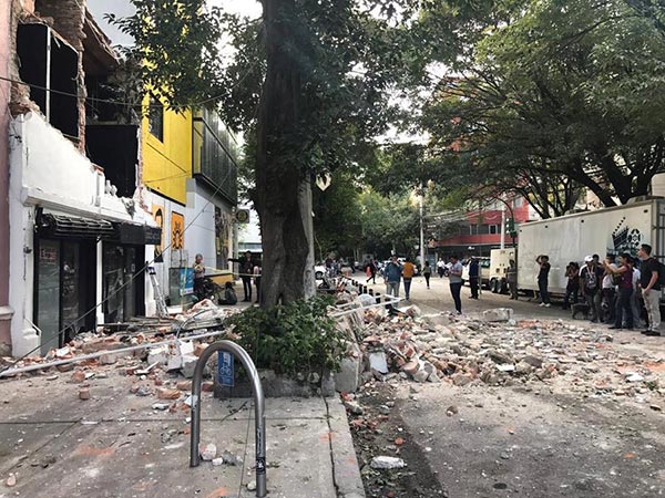 7.1 magnitude quake kills 119 as buildings crumble in Mexico