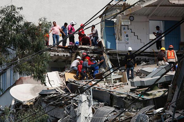 226 killed as 7.1 magnitude quake fells buildings in Mexico