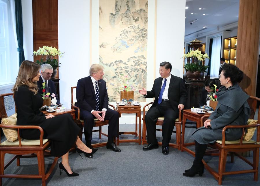 Xi welcomes Trump to Beijing's Palace Museum