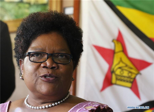 Former Zimbabwe VP Mujuru calls for transitional arrangement