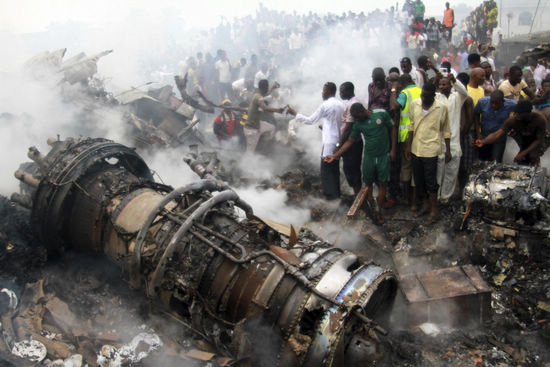 Plane crash in Nigeria kills 193