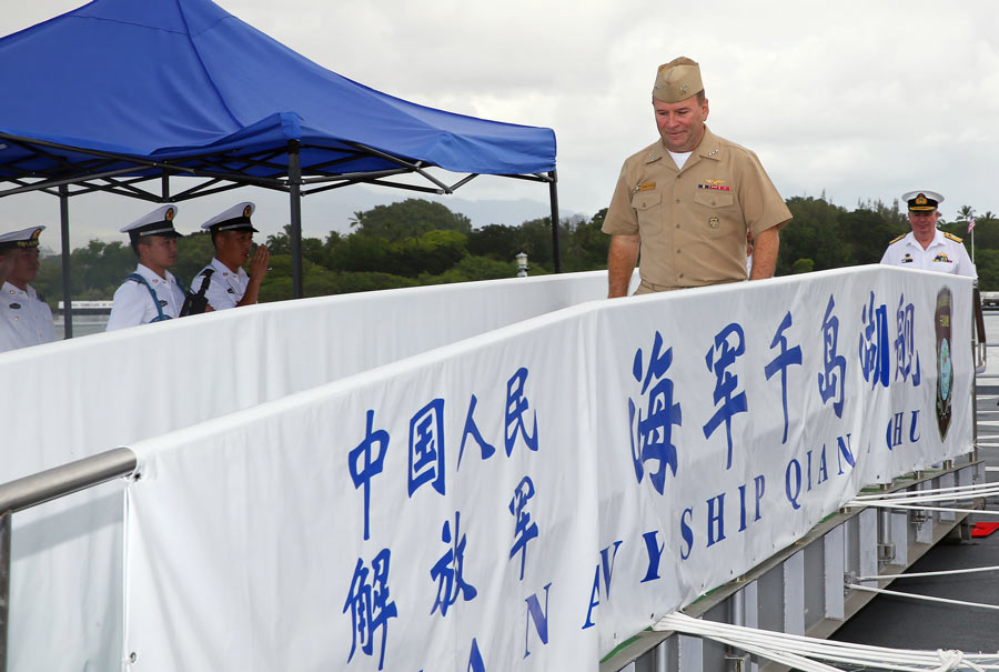 US admiral tours Chinese warship