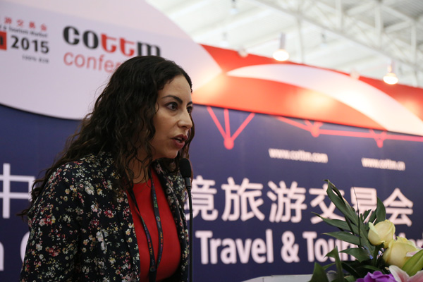 Ecuador scraps visa to woo Chinese tourists