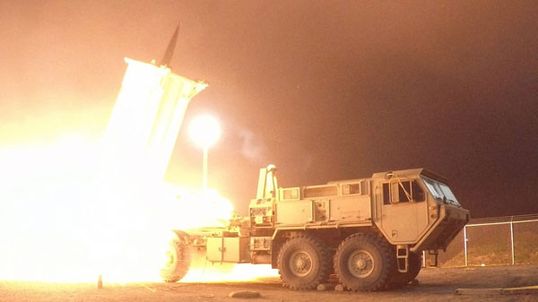 US tests missile defense system